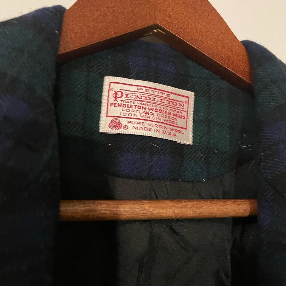 Women’s Pendleton Green and Blue Blackwatch Plaid Wool Blazer - Picture 3 of 7